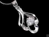 0.17ct Diamond 18K White Gold Double Petal Pendant with Chain